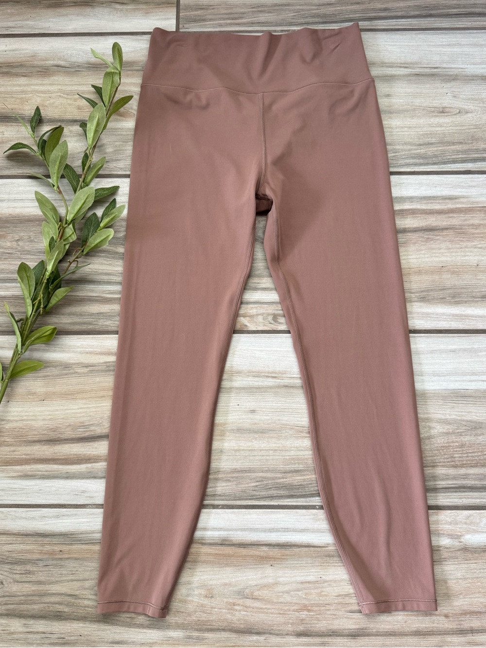 Vuori AllTheFeels Leggings Womens L Mocha Brown High Rise 23in Yoga